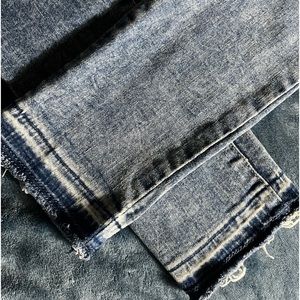 Gap Kids- Medium wash with light blue highlights